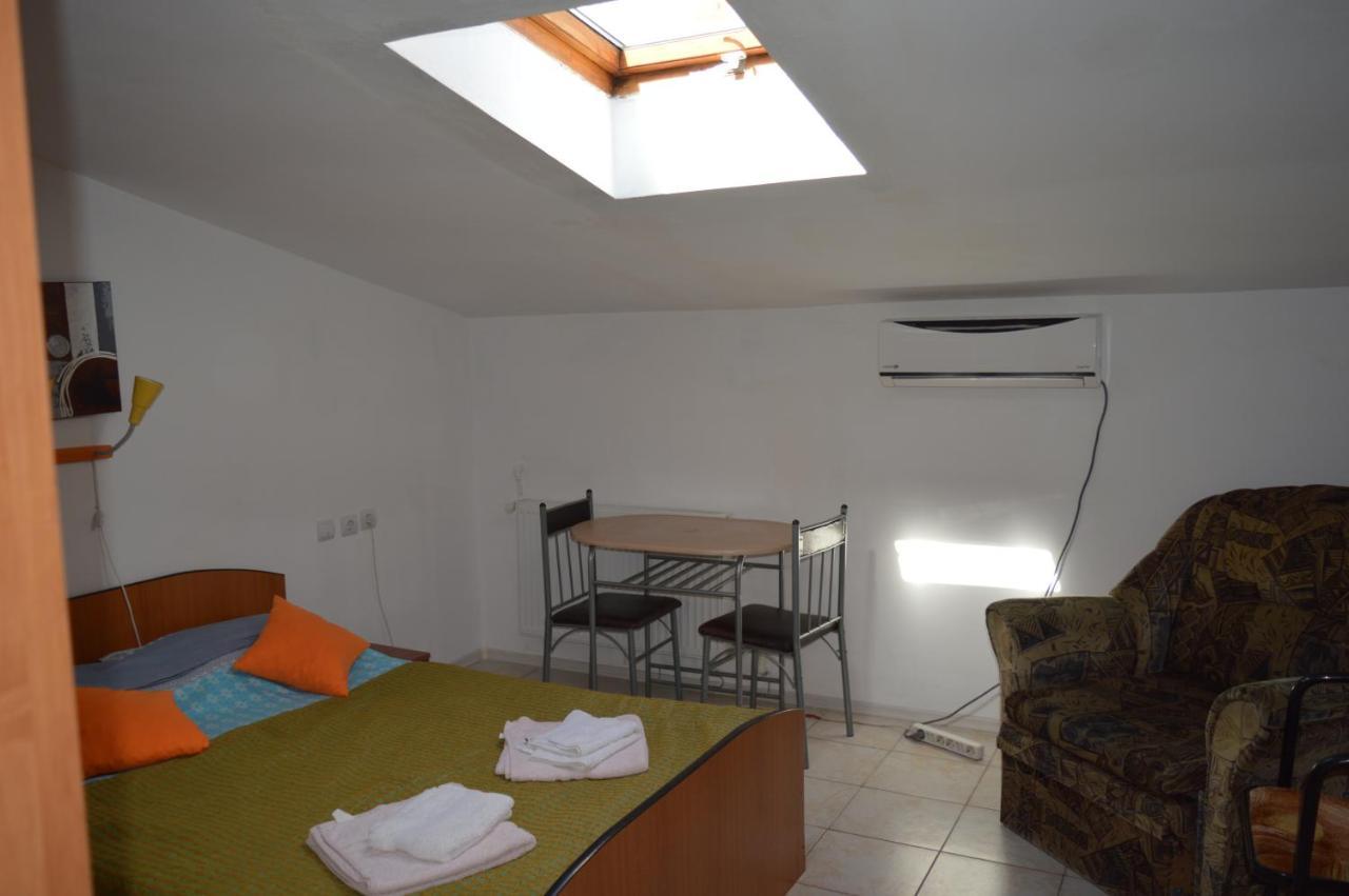 Garsoniere Victor Seaview Aer Conditionat Bucatarie Proprie Primim Carduri Vacanta 150 M De Plaja Reyna Beach 콘스탄차 외부 사진